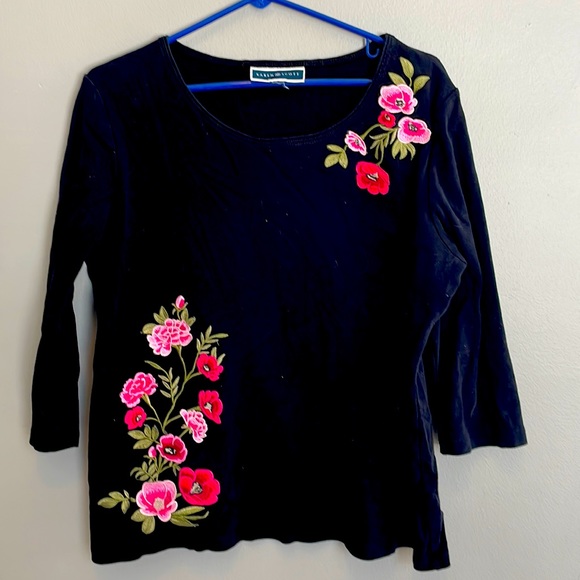 Karen Scott Tops - Karen Scott black 3/4 sleeve top with floral embroidery